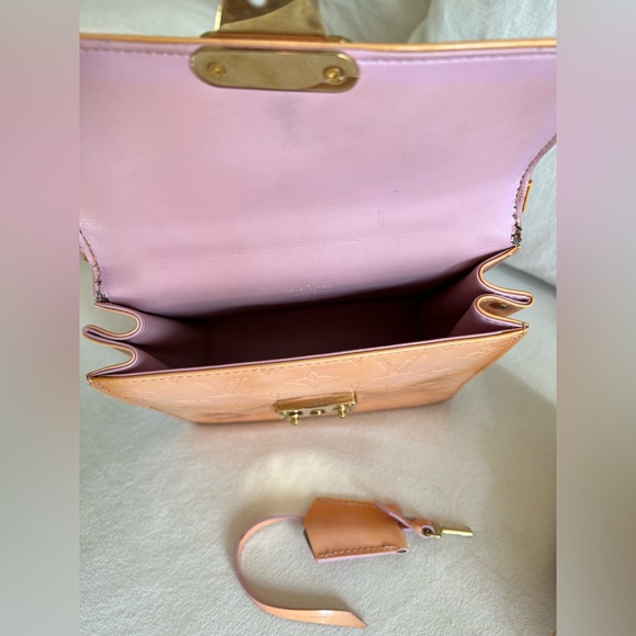 Patent Louis Vuitton top handle bag - Picture 5 of 5